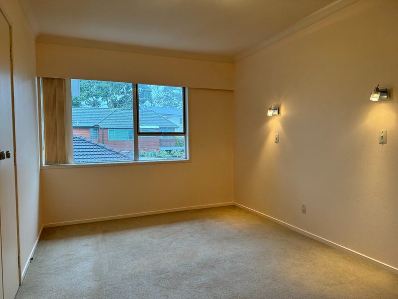 2/25 Atkin Avenue, Mission Bay, Auckland - Carousel 2
