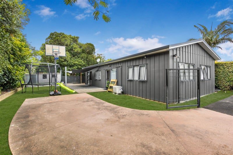 3A Domain Road, Weymouth, Auckland - Carousel 1