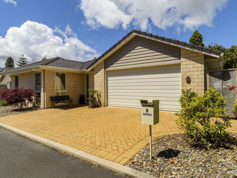 8 Barossa Way, Brookfield, Tauranga - Carousel 1