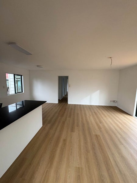 3A Mawney Road, Henderson, Auckland - Carousel 2