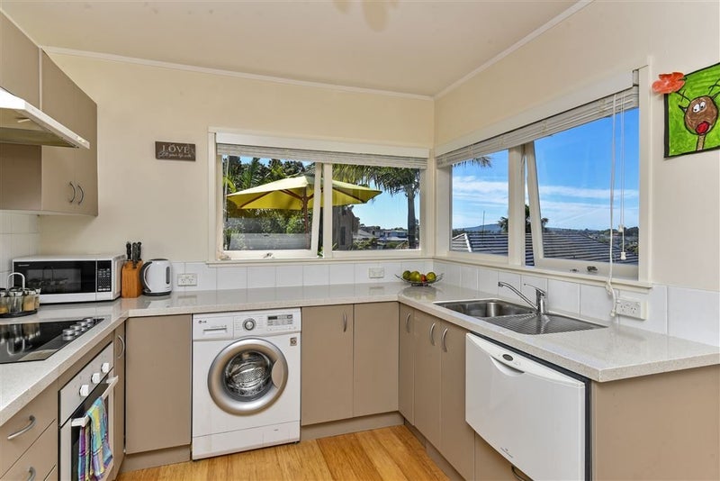 3/16 Margaret Place, Milford, Auckland - Carousel 2