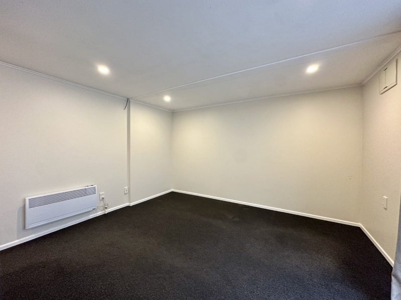 25 Tararua Street, Trentham, Upper Hutt - Carousel 1