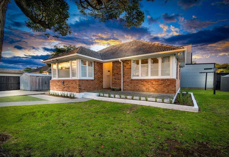 52 Anderson Avenue, Point England, Auckland - Carousel 1