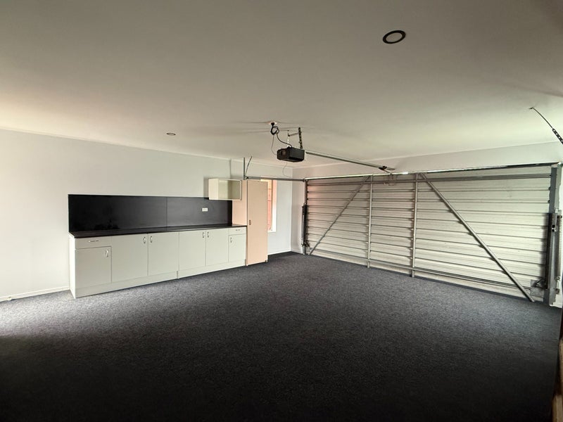 78 Kingdale Road, Henderson, Auckland - Carousel 11