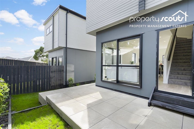 3/24 Andrew Road, Howick, Auckland - Carousel 16