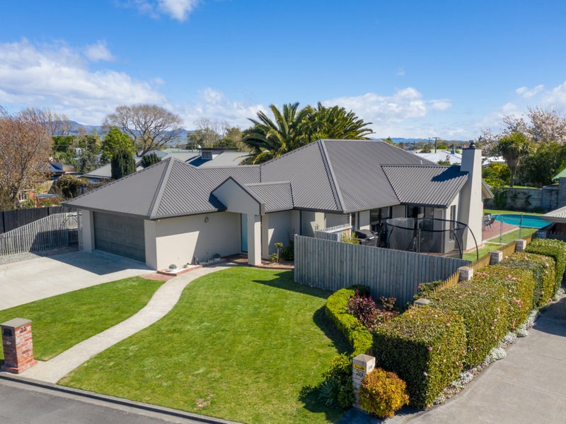 22 Endeavour Street, Riversdale, Blenheim - Carousel 1