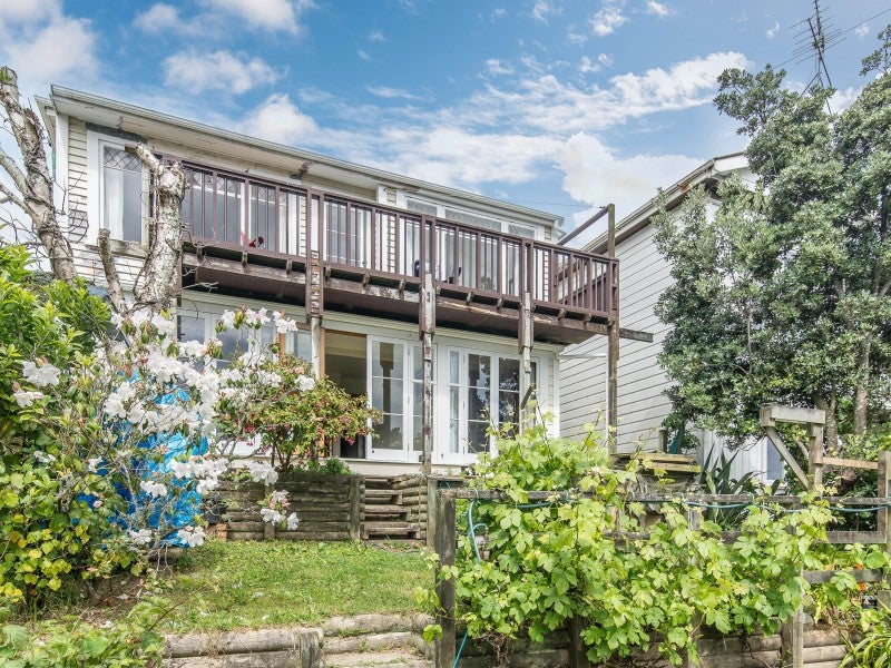 19 Antico Street, Melrose, Wellington - Carousel 1