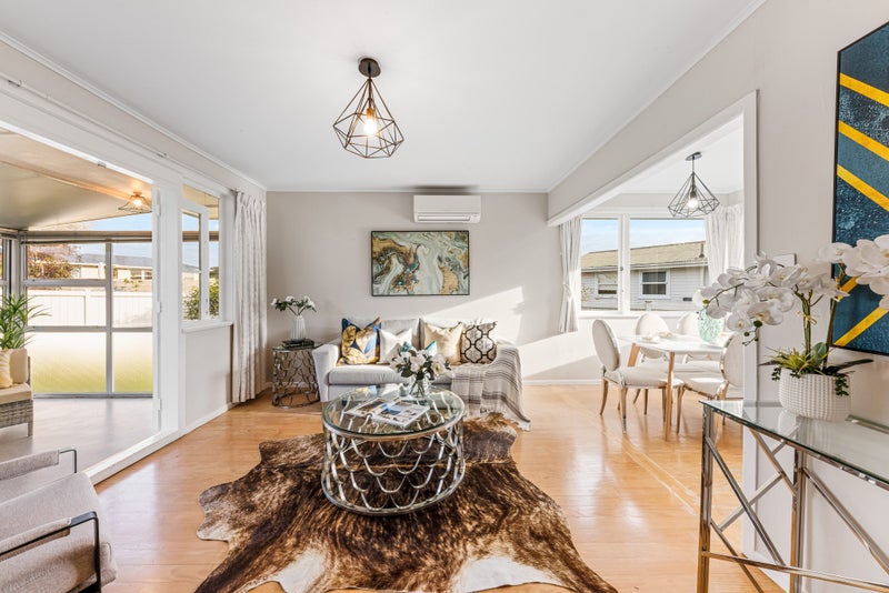 23 Melba Street, Beach Haven, Auckland - Carousel 2