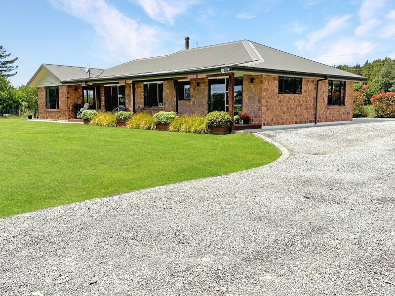 114 Golf Links Road, Hokitika - Carousel 1
