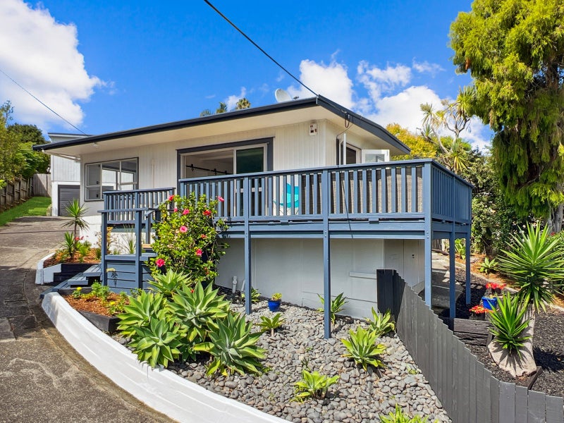 52 Bay Street, Red Beach, Whangaparāoa - Carousel 2