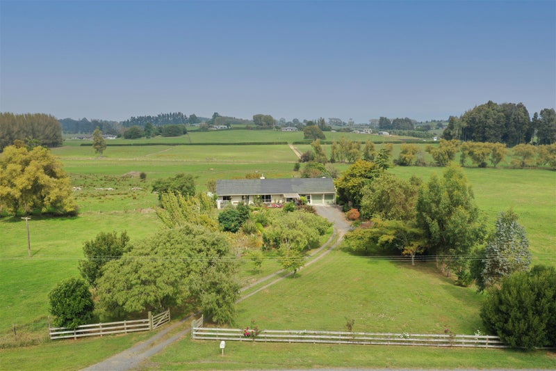 105 Barrett Road, Temple View, Hamilton - Carousel 26