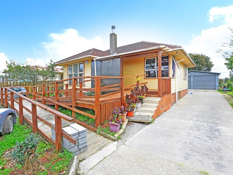 9 Ashgrove Road, Mangere, Auckland - Carousel 1
