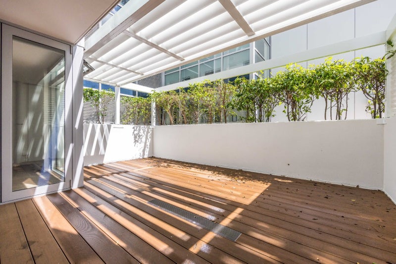 102/15 Rendall Place, Eden Terrace, Auckland - Carousel 16