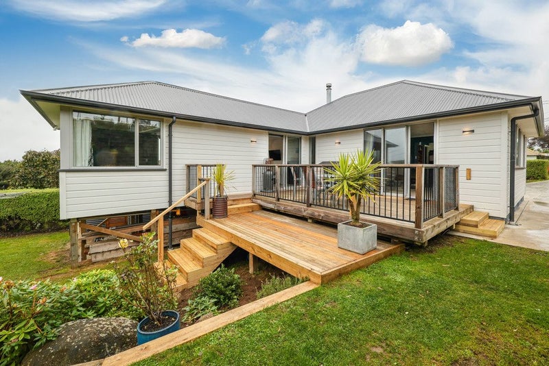 16 Balmain Street, Halfway Bush, Dunedin - Carousel 1