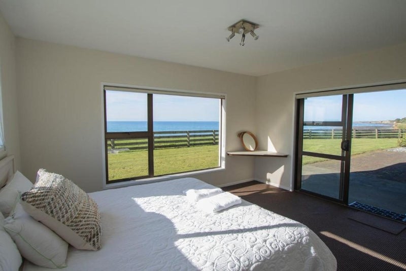 154 Wills Road, Bell Block, New Plymouth - Carousel 1