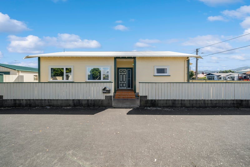 60 Adelaide Street, Petone, Lower Hutt - Carousel 20