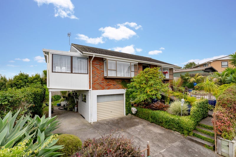 2/74 Evelyn Road, Cockle Bay, Manukau - Carousel 1