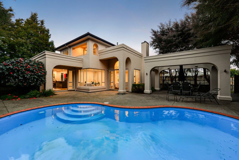 7 Nielsen Gardens, Rototuna, Hamilton - Carousel 1