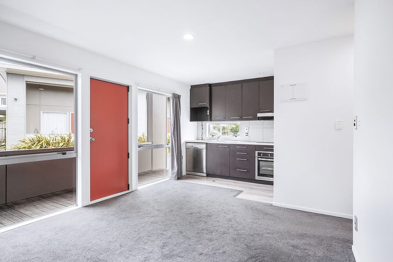 16A Dowding Street, Melville, Hamilton - Carousel 1