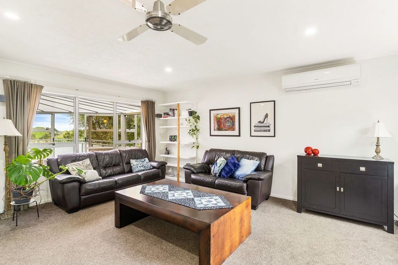 54 Marendellas Drive, Bucklands Beach, Auckland - Carousel 2