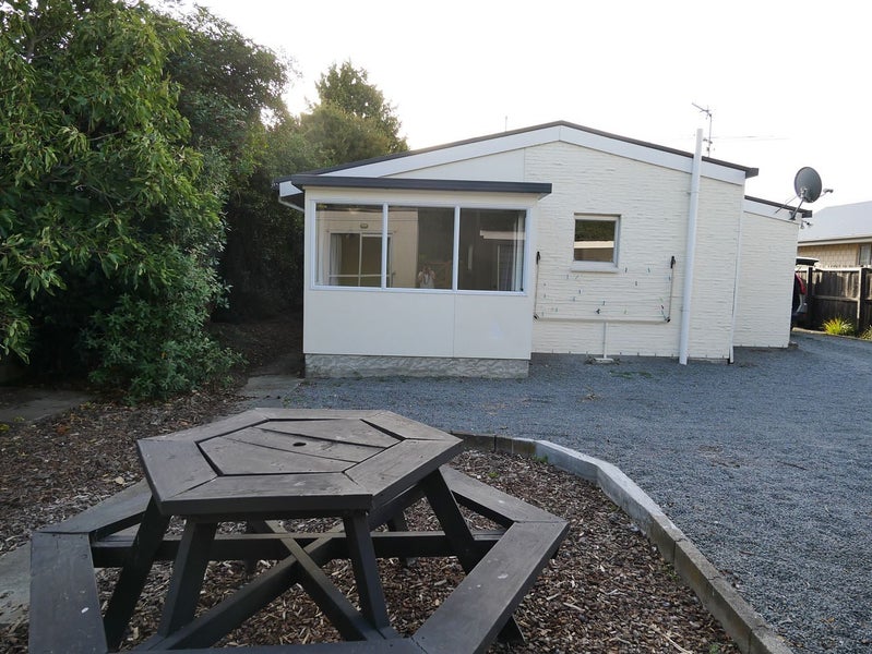 2/192 Waimairi Road, Ilam, Christchurch - Carousel 1