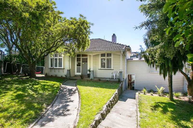 1 Greenock Street, Kaikorai, Dunedin - Carousel 1