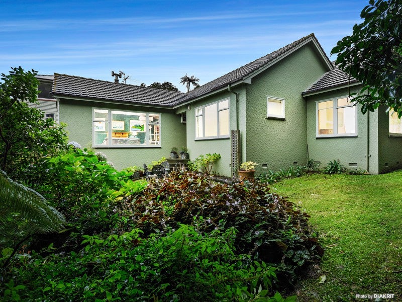 46 Mana Street, Vogeltown, Wellington - Carousel 1