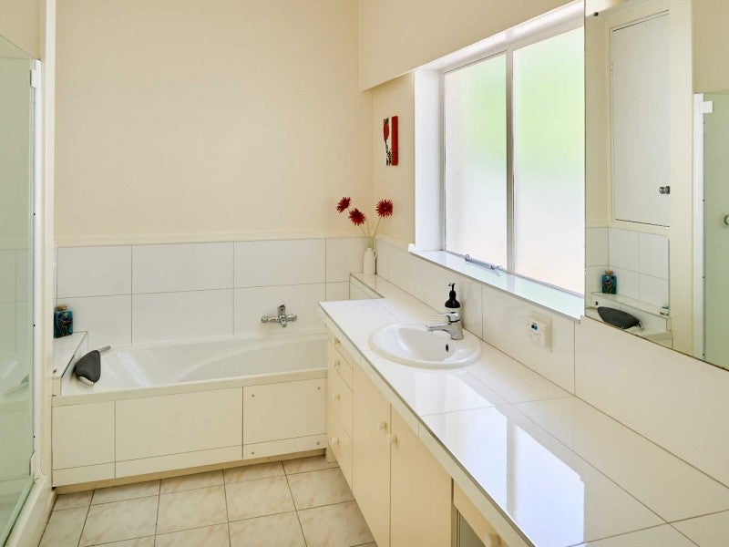 45 Walter Road, Lowry Bay, Lower Hutt - Carousel 26