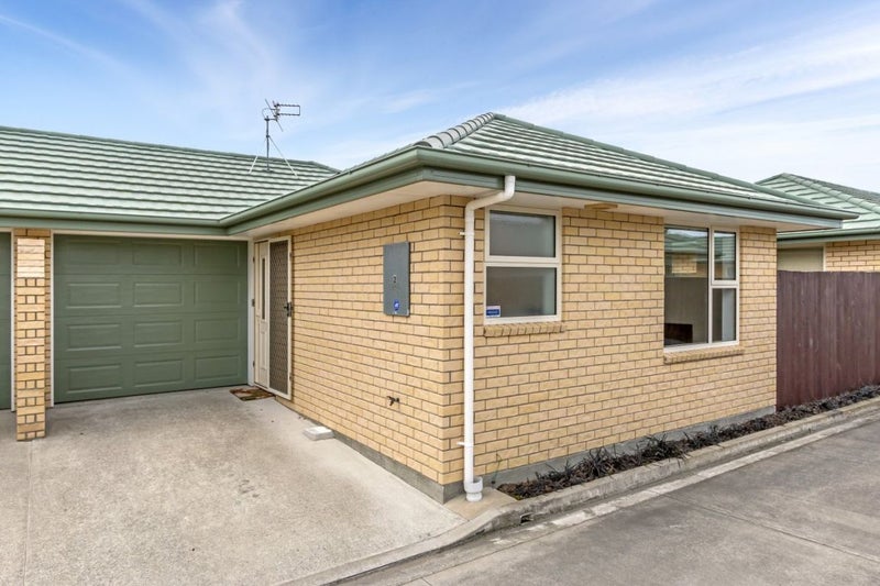 2/24 Avonhead Road, Avonhead, Christchurch - Carousel 12