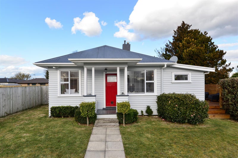 7 Miro Street, Maeroa, Hamilton - Carousel 1