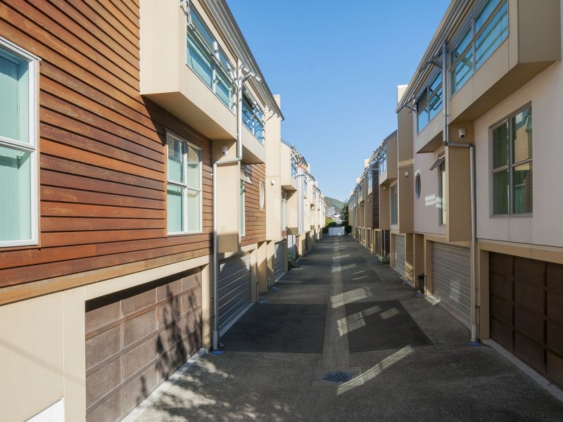 2B/10 Park Avenue, Epuni, Lower Hutt - Carousel 15