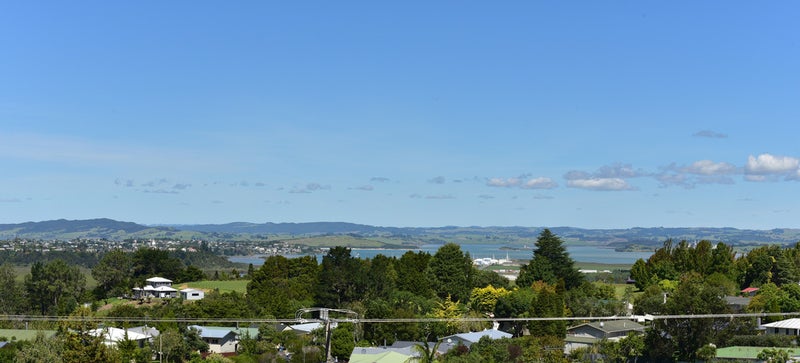 9 OLD PARUA BAY RD, Parahaki, WHANGAREI - Carousel 1
