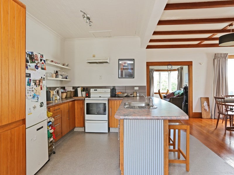 133 Frederick Street East, Mayfair, Hastings - Carousel 2