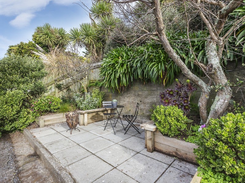 18 Emerson Street, Berhampore, Wellington - Carousel 18