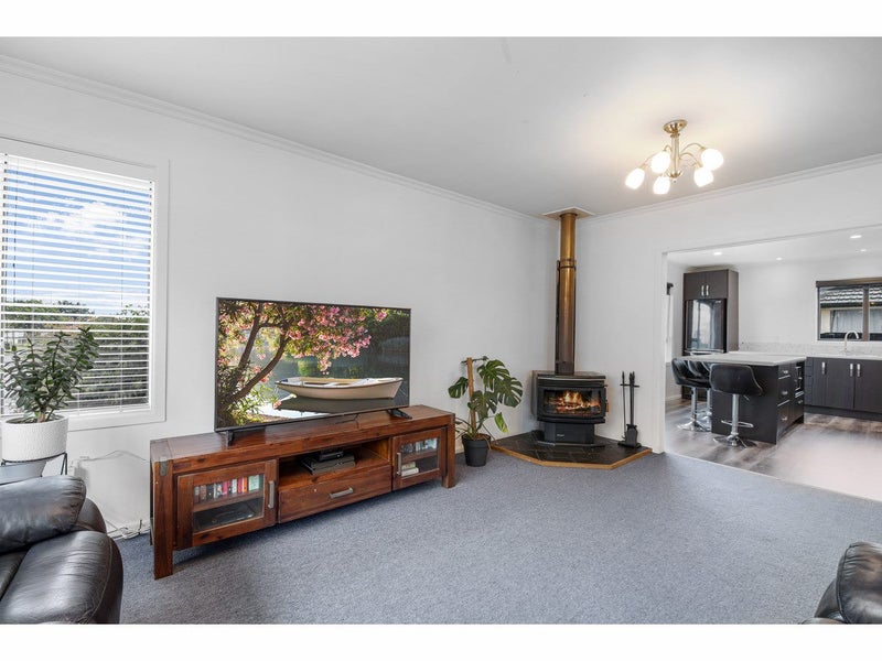 51 Boston Avenue, Hornby, Christchurch - Carousel 2