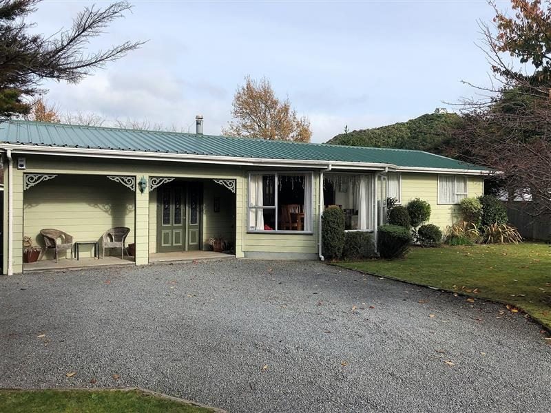 58A Plateau Road, Te Marua, Upper Hutt - Carousel 1
