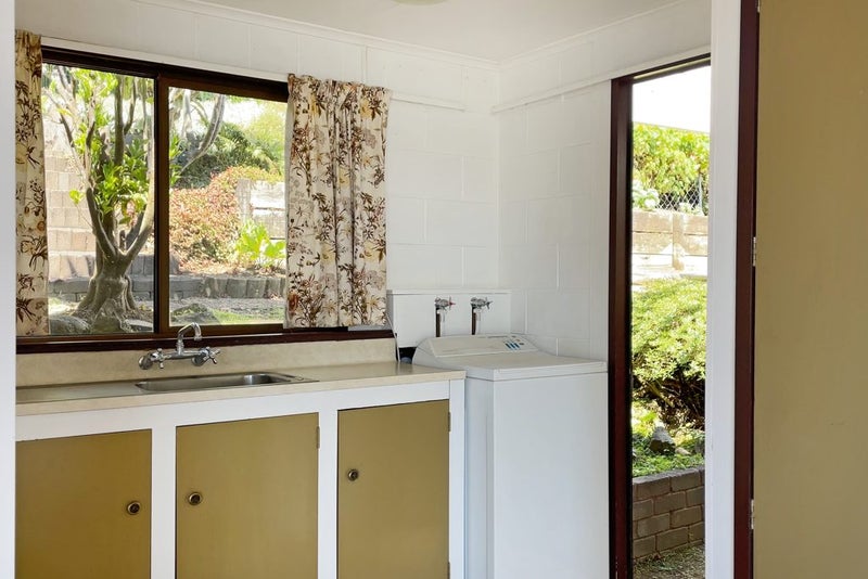 14 Pine Grove, Tairua - Carousel 50