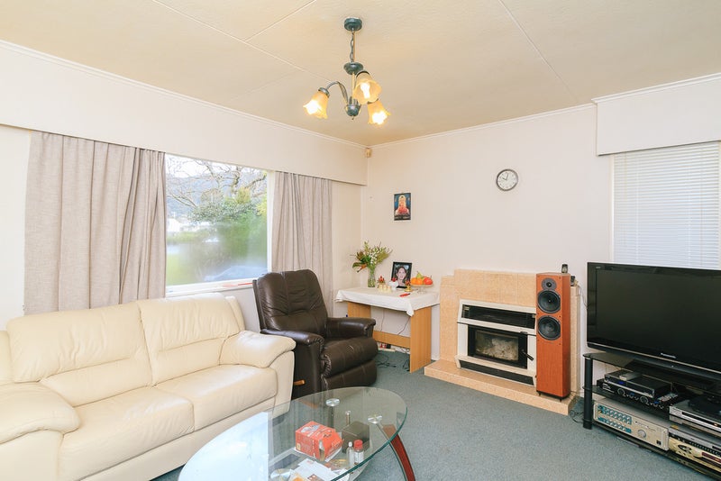 30 Wainuiomata Road, Wainuiomata, Lower Hutt - Carousel 2