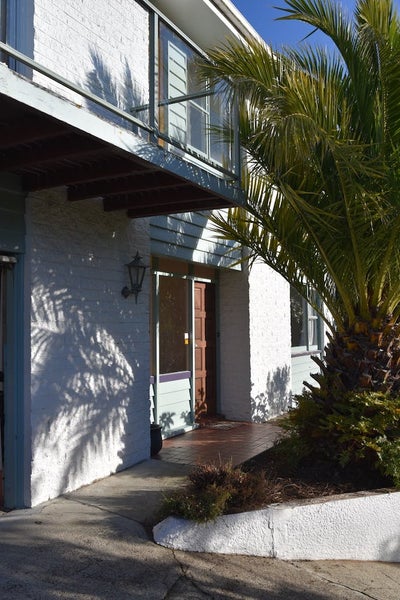 39 Pioneer Crescent, Helensburgh, Dunedin - Carousel 1