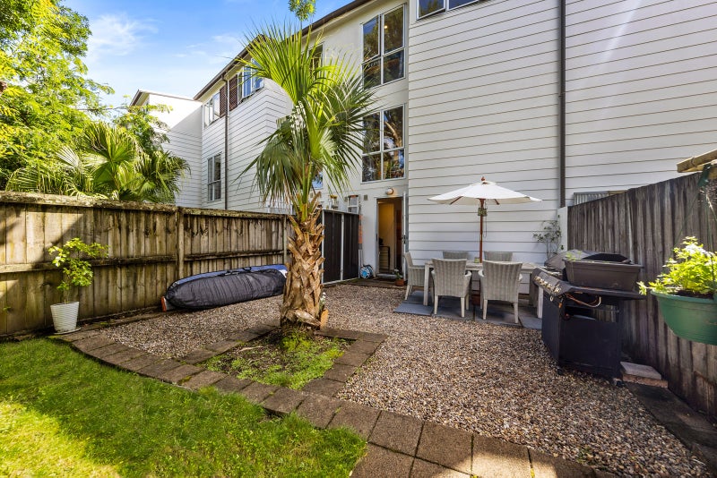 23/852 Mount Eden Road, Three Kings, Auckland - Carousel 2