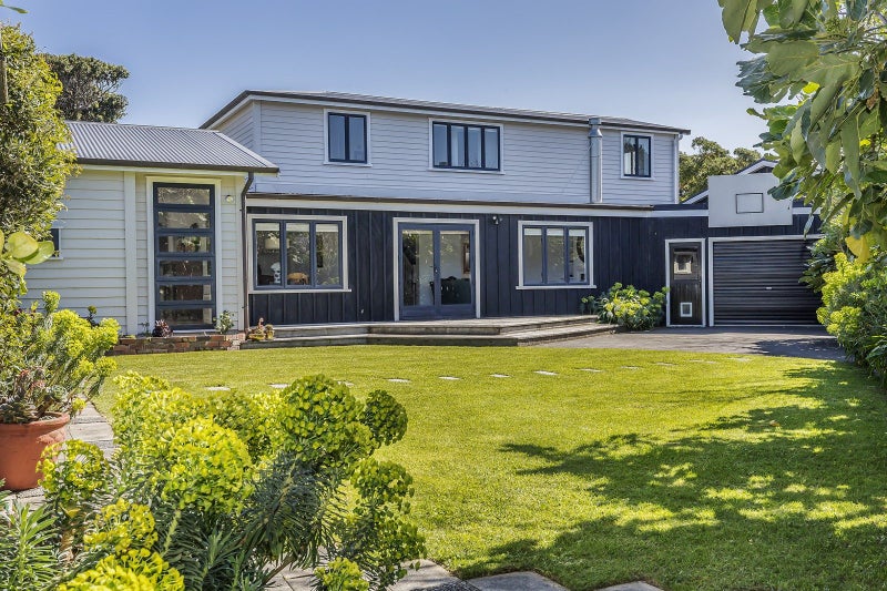 66 Ludlam Street, Seatoun, Wellington - Carousel 1