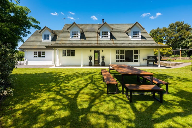 6 Avery Place, Witherlea, Blenheim - Carousel 2