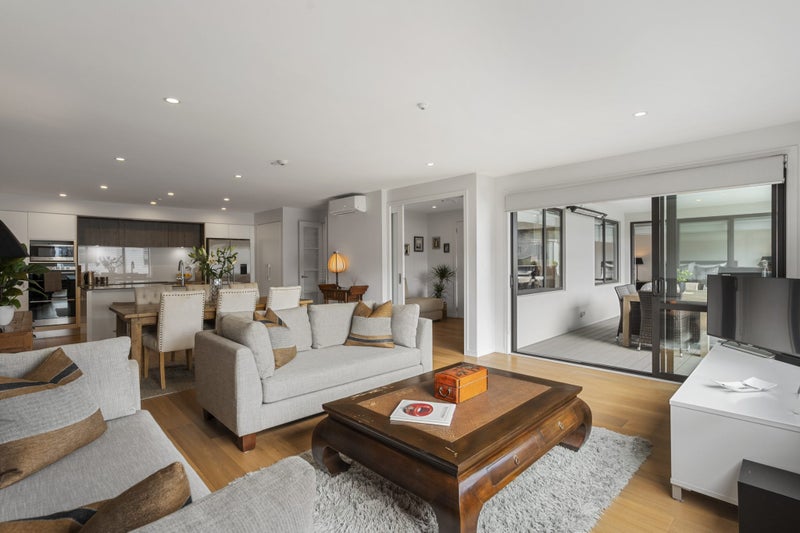 203/2A Raurenga Avenue, Royal Oak, Auckland - Carousel 2