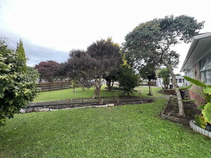 1 Lynn Place, Otara, Auckland - Carousel 10