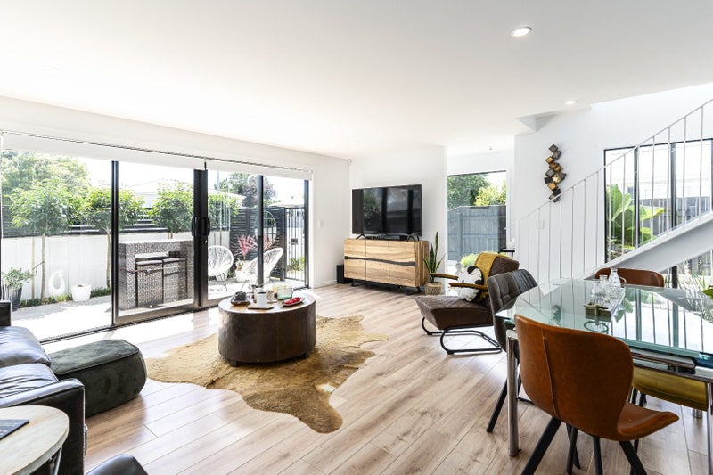 164A Park Road, West End, Palmerston North - Carousel 2