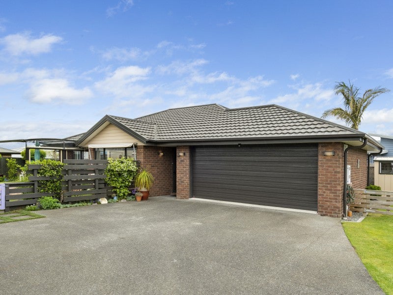 6 Coleman Place, Katikati, Katikati - Carousel 1