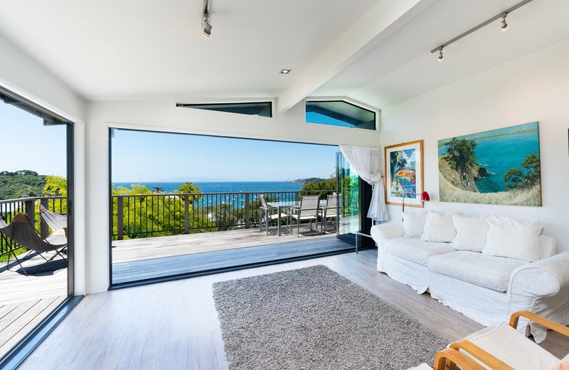 16 Waikare Road, Oneroa, Waiheke Island - Carousel 2