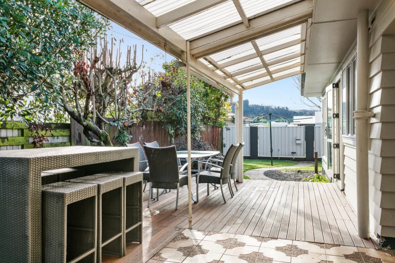 2 Emily Street, Riverdale, Gisborne - Carousel 2