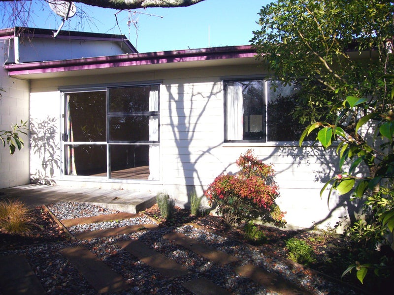 3 Seymour Road, Sunnyvale, Auckland - Carousel 1