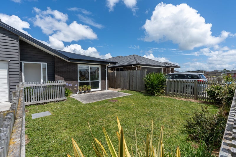39 Maanihi Drive, Rototuna North, Hamilton - Carousel 2